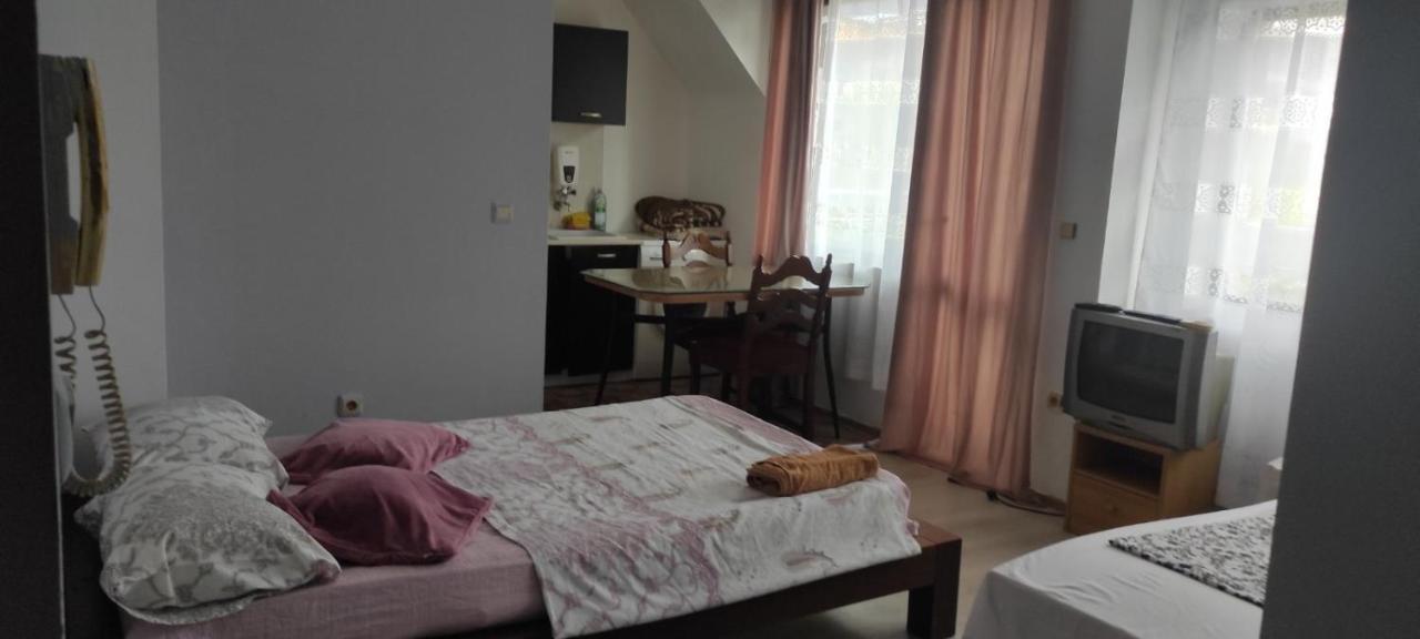 Apartment Ivaylo ヴァルナ エクステリア 写真